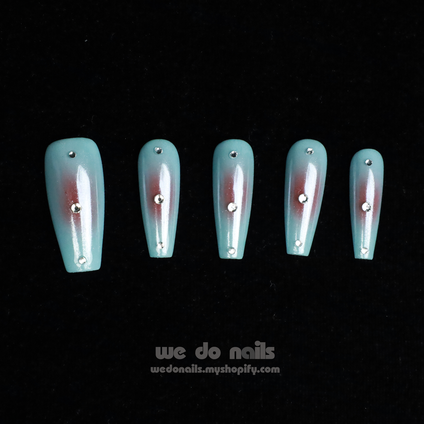 Coral Reefs Custom Press On Nails| High quality 3D Nails |Blue and Red|Mediem Trapezoid｜Handmade Nails, Reusable nails, Fake Nails,Gel Nails