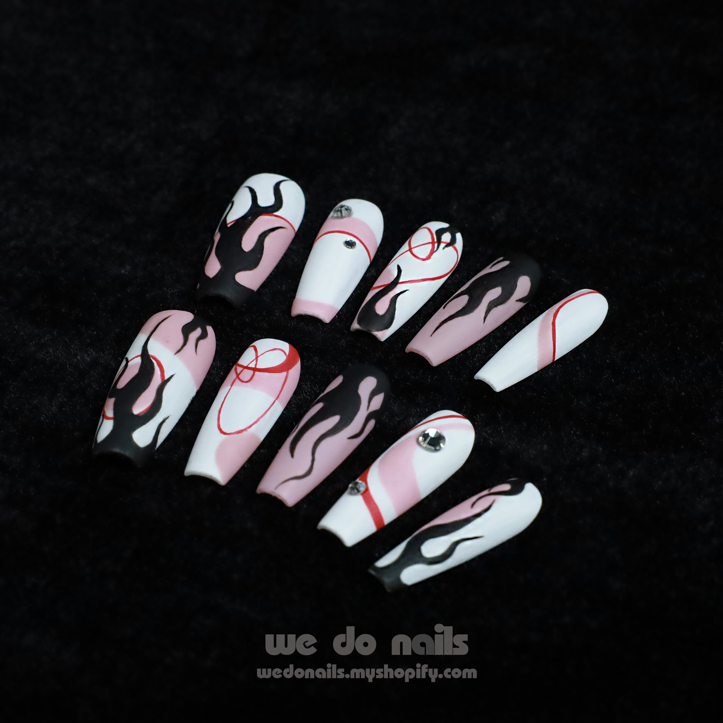 Flame Passion Custom Press On Nails| Pink and Black| Abstract Elegant |Medium Trapezoid｜Handmade Nails, Reusable nails, Fake Nails,Gel Nails