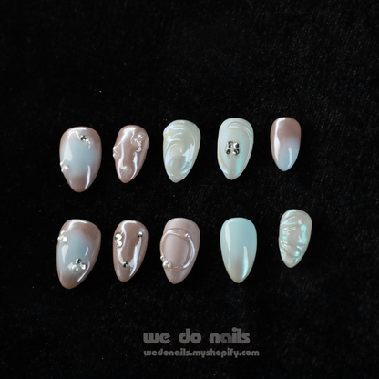 Pearl Dreams |  Elegant and 3D | Extra Short Almond ｜ Custom Press On Nails