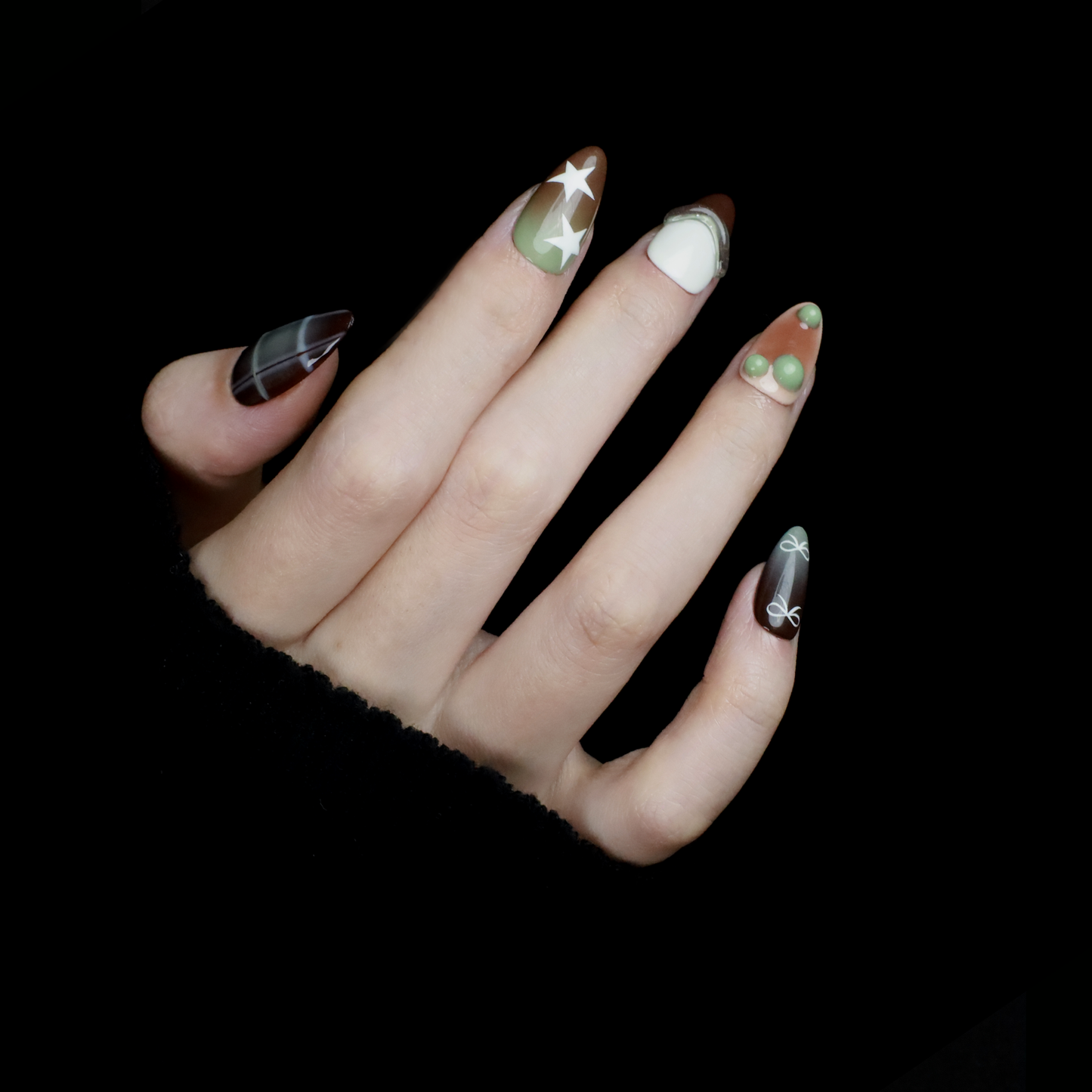 Retro Elegance Press-On Nails