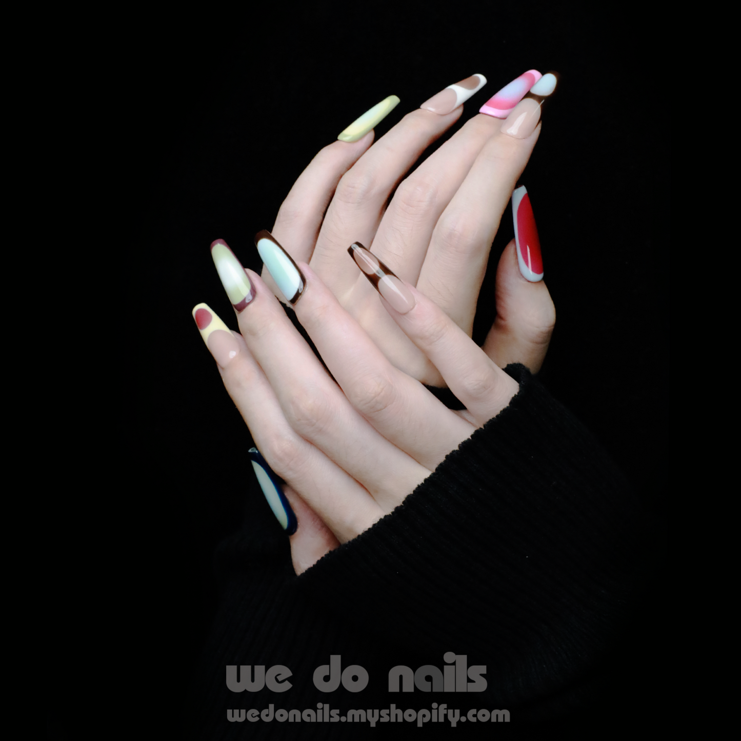 Ms.Circles | Abstract and Colourful | Medium Trapezoid | Custom Press On Nails