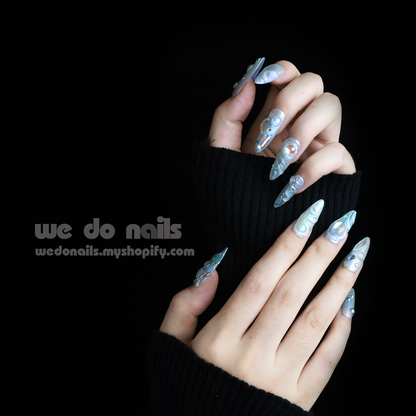 Iridescent Bubble | Futuristic and 3D | Short Stiletto | Customizable Press On Nails