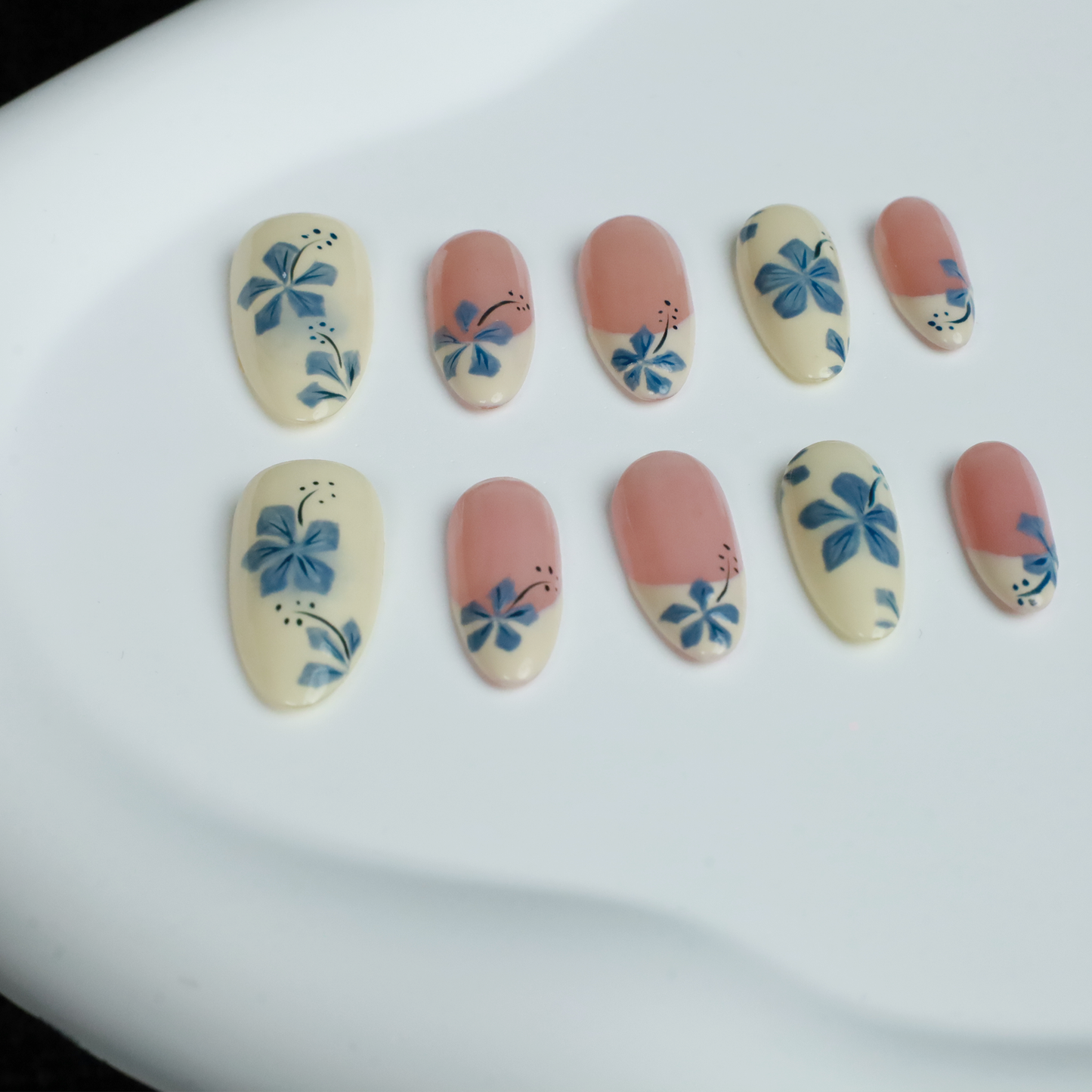 Blue Floral Elegance Hand-Painted Press-On Nails, 3D Minimalist Custom Fake nails, Short Almond Flower Gel Nails, French Style Glue On Nail