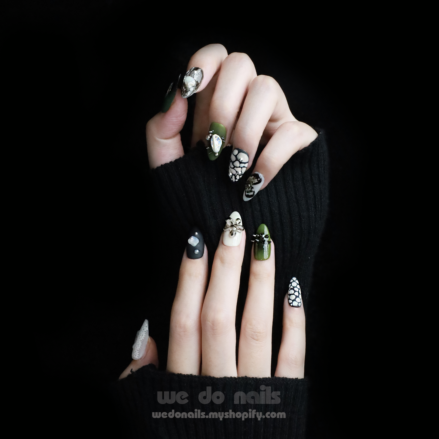 Enchanted Forest Custom Press On Nails | Crystals, Flower, Pearls 3D nails |Green Abstract Nails| Short Almond | Handmade Nails, Fake Nails